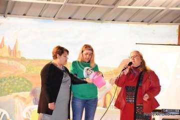 Pasacalles y pregón en el arranque de las fiestas de San José de Las Longueras (Foto Antonio Alí)